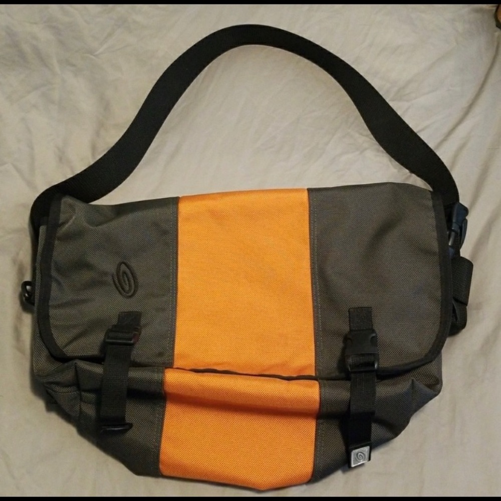 Timbuk2 messenger bag